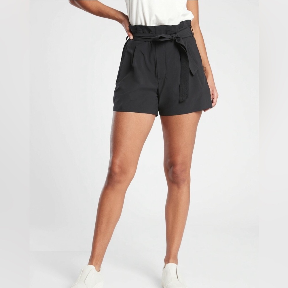 Athleta Skyline Shorts